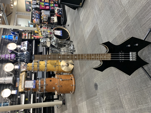 Gear Hunter Bc Rich Warlock Bass